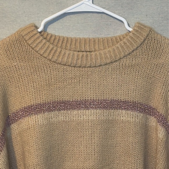 Love Ellie Womens Sweater XXL Beige Pink Metallic Stripe Crew Neck Cozy Warm New - Picture 4 of 9